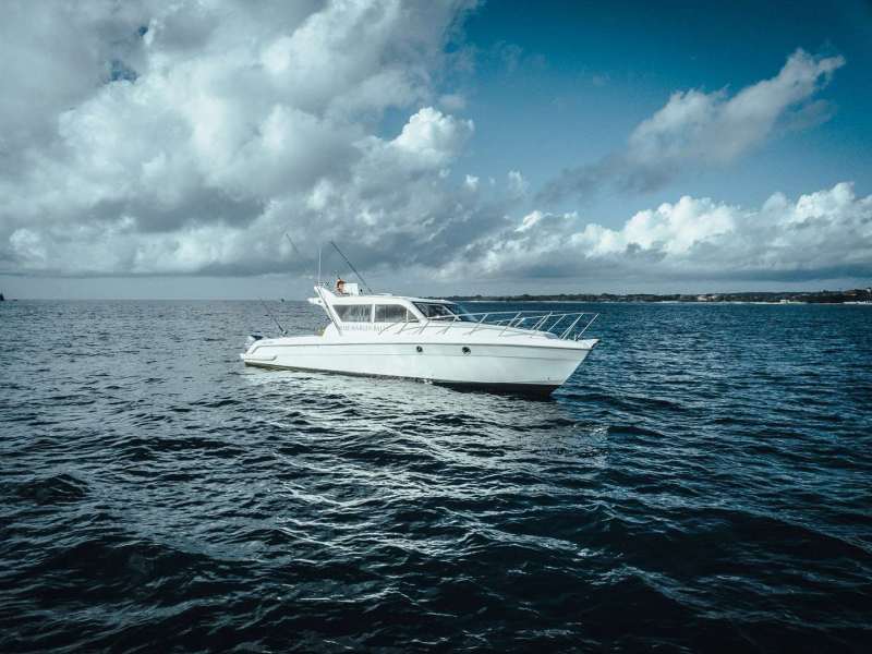 Accura 55 Luxury Motor Yacht promotional image